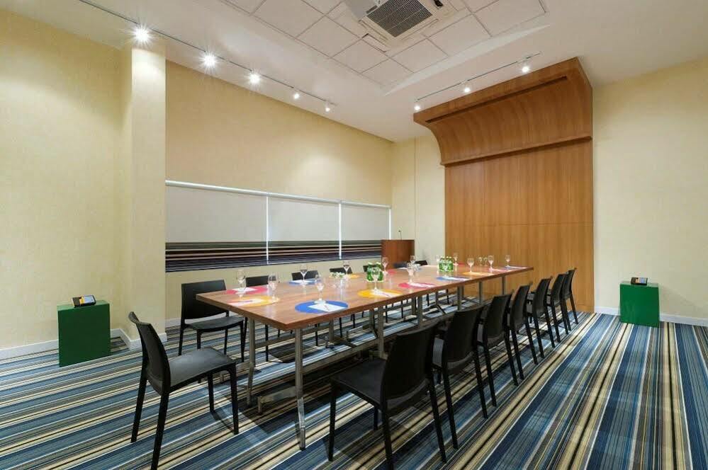 Aloft Coimbatore Singanallur Exterior foto
